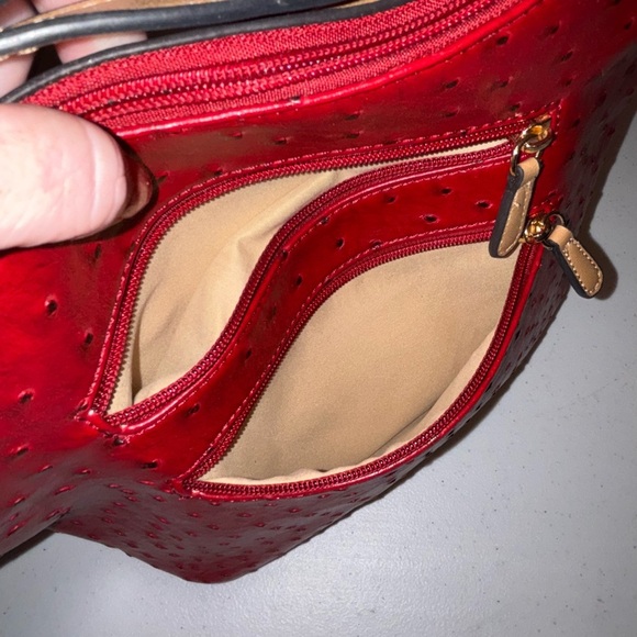 Giani Bernini Red Embossed Shoulder Bag - Picture 4 of 12